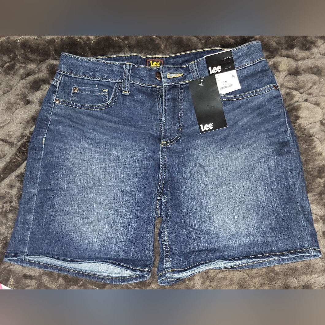 Ladies Denim Shorts By Lee 10m Nwt